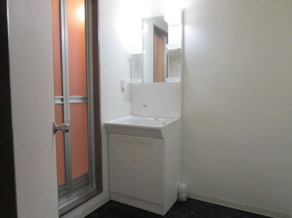 ハピネス栄町の物件内観写真